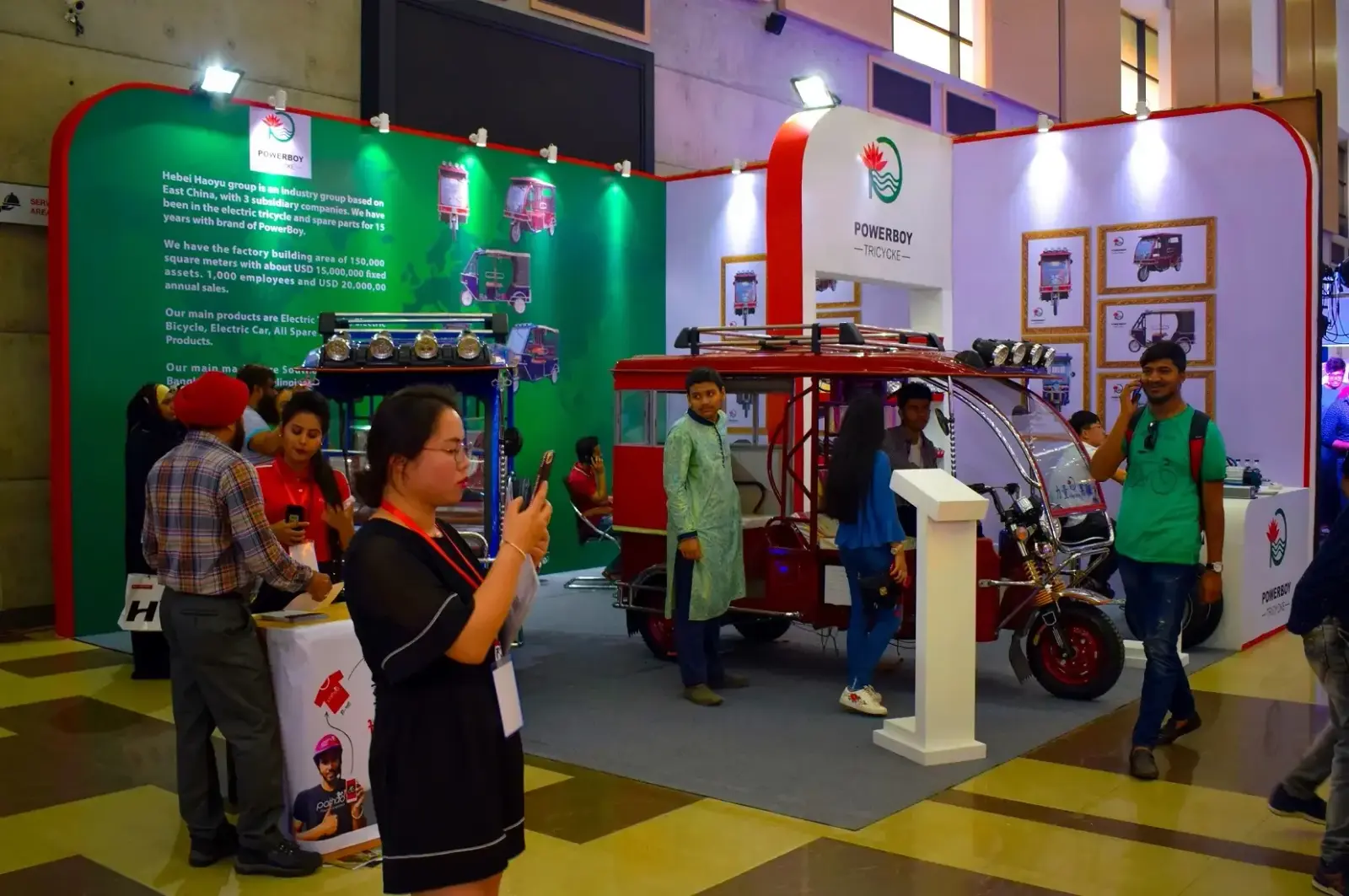 Powerboy Commercial Electric Tri-Cycle Podium Display